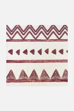 Ikat Maroon Teppich(Ikat Maroon Teppich) -Wohn Teppich Welt 0102 IkatMaroon Zoom 426c8d77 8ce8 4bf7 bcee 0b5d5666a71b