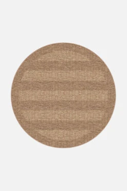 Jute-Haptik Liara Eiche Teppich(Jute Haptik Liara Eiche Teppich) -Wohn Teppich Welt 0235 Rund Front 547e3199 a56c 46b7 be71 b9b7852b8f0e