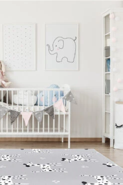 Dalmatiner Grau Teppich(Dalmatiner Grau Teppich) -Wohn Teppich Welt 0375 DalmatinerGrau Room c809b5b0 4343 41f1 8030 ad5d50bb0b0a