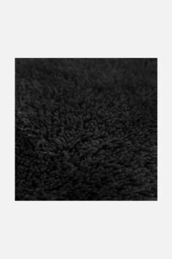 Shaggy Mono Onyx Teppich(Shaggy Mono Onyx Teppich) 15 Shaggy Mono Onyx Teppich(Shaggy Mono Onyx Teppich) -Wohn Teppich Welt 0477 ShaggyMonoOnyx Zoom fe49e63d 9e90 4c64 aedc a71e3894a3bc