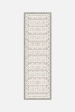 Hello Kitty Kilim Mandel Teppich(Hello Kitty Kilim Mandel Teppich) 13 Hello Kitty Kilim Mandel Teppich(Hello Kitty Kilim Mandel Teppich) -Wohn Teppich Welt 0497 HelloKittyKilimMandel Shopify Laeufer