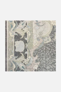 Hello Kitty Orient Grau Teppich(Hello Kitty Orient Grau Teppich) -Wohn Teppich Welt 0511 HelloKittyOrientGrau Zoom ac1675ec 5b0f 4b60 a2f4 6c7698a6ea1b