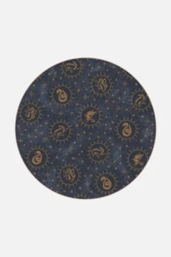 Harry Potter™ Sternenflug Nacht Teppich(Harry Potter Sternenflug Nacht Teppich) -Wohn Teppich Welt 0525 Harry Potter Sternenflug Nacht Shopify Rund200 e8dd6373 e874 415f 91f4 f9e631bebf12
