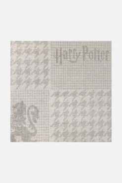 Harry Potter™ Karo Sand Teppich(Harry Potter Karo Sand Teppich) -Wohn Teppich Welt 0547 Harry Potter Karo Sand Zoom 54ee9e71 c1a6 4461 aec7 91b8a8804bd3