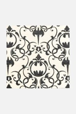 Batman™ Damast Sand Teppich(Batman Damast Sand Teppich) -Wohn Teppich Welt 0566 BatmanDamastSand Shopify Zoom 61629f21 f36e 41c6 ae4e 637da4b36423