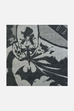 Batman™ Schatten Grau Teppich(Batman Schatten Grau Teppich) -Wohn Teppich Welt 0568 BatmanSchattenGrau Shopify Zoom a22c503b af20 4915 a0da 7a42e2a3aa2c